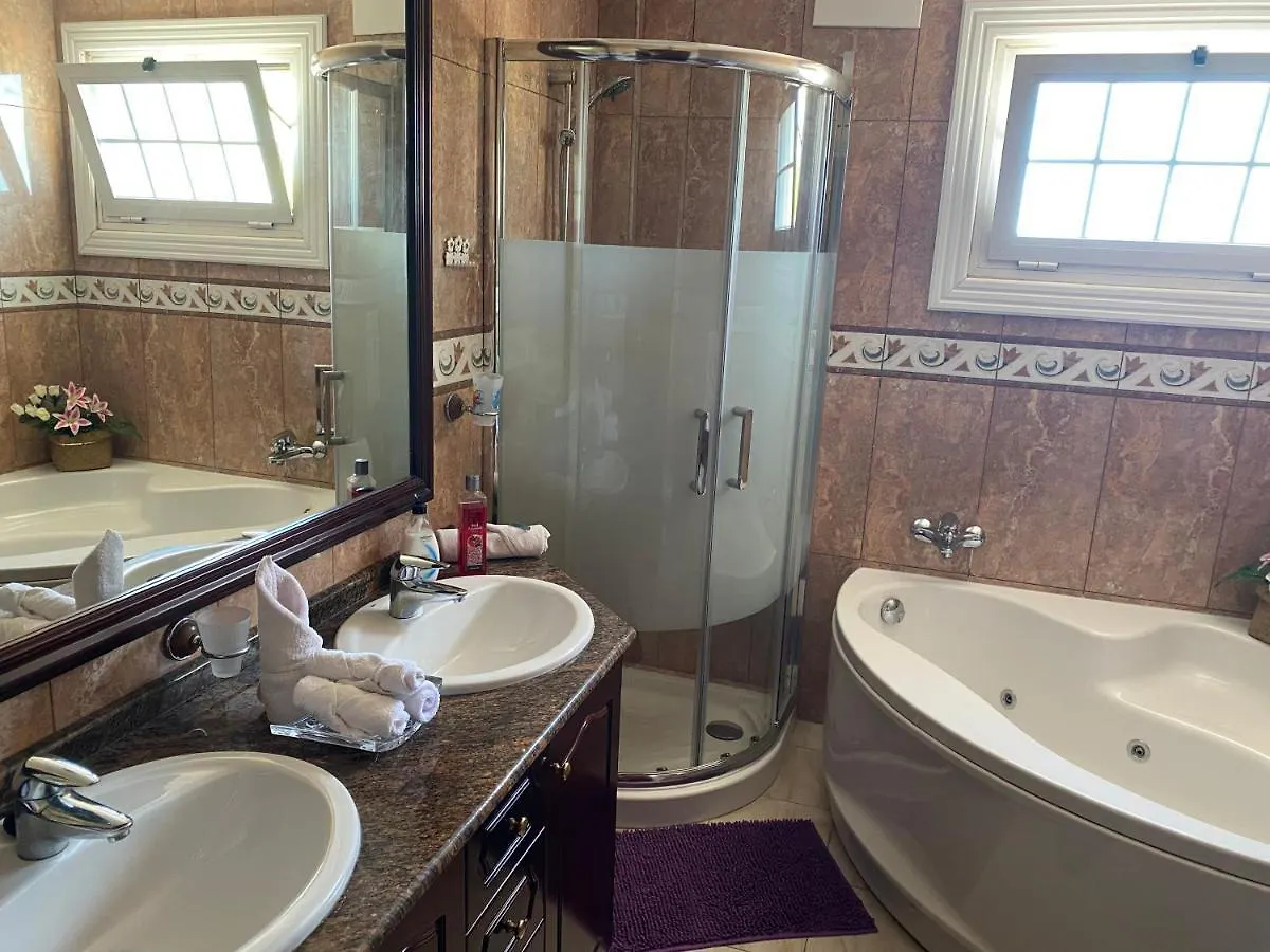 Villa Townhouse Capitana Адехе